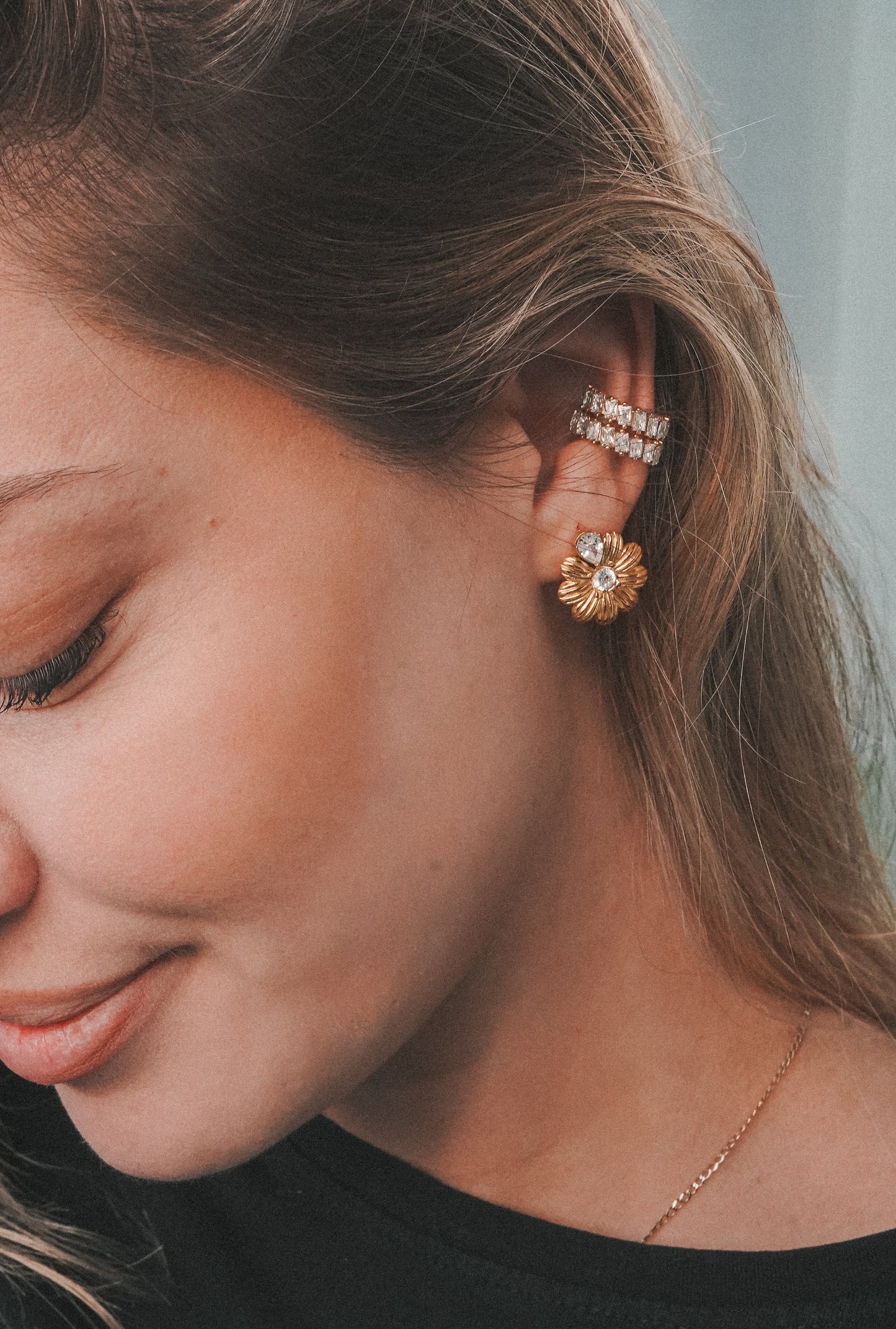 Earcuff aço inoxidável e zirconias - Royal Glam