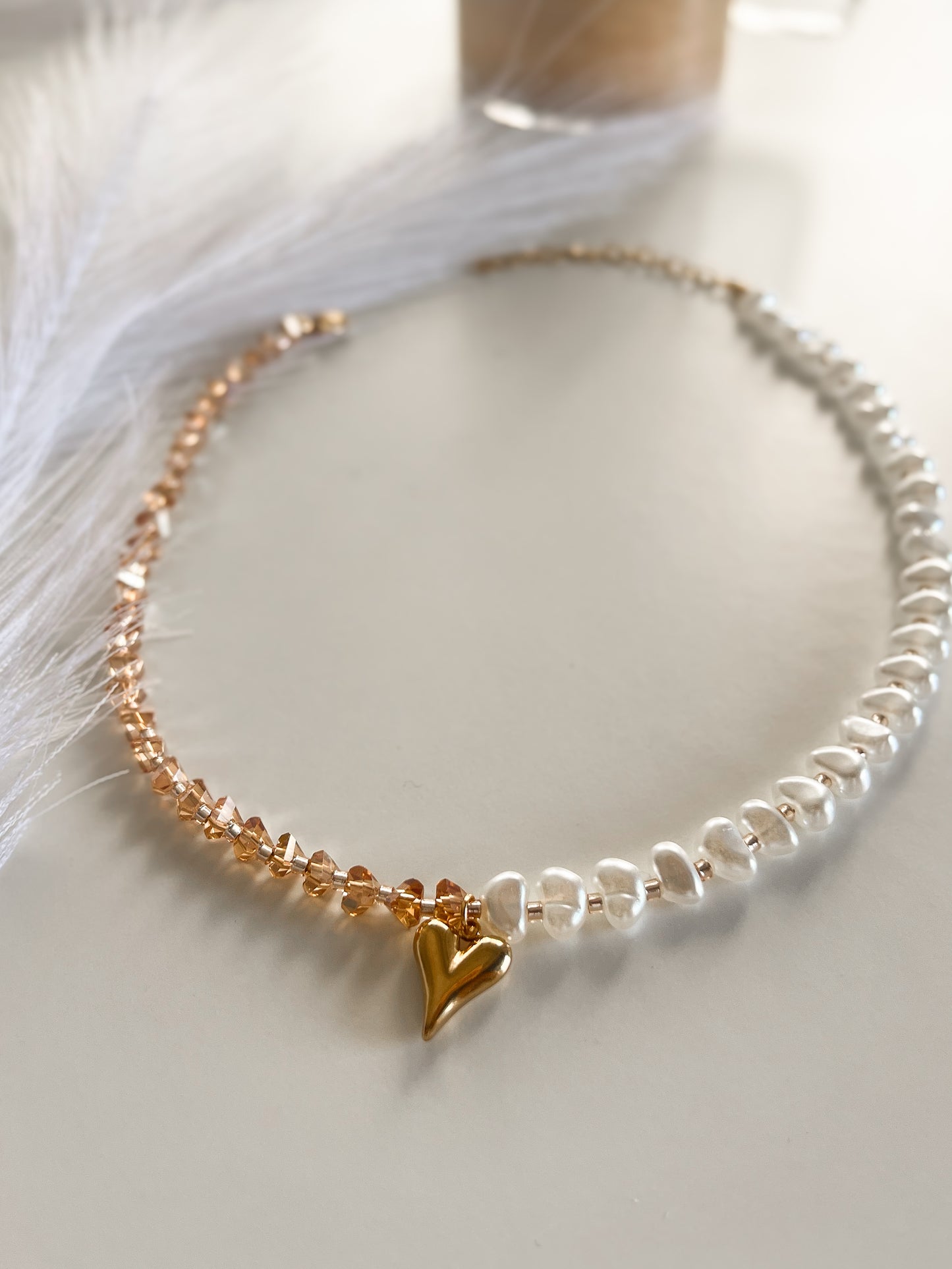 colar em miçangas acrílicas e aço inoxidável pingente coração em aço